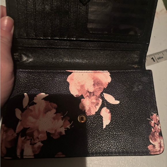 Victoria Secret Floral Tech Wallet/ Wristlet - Picture 3 of 4
